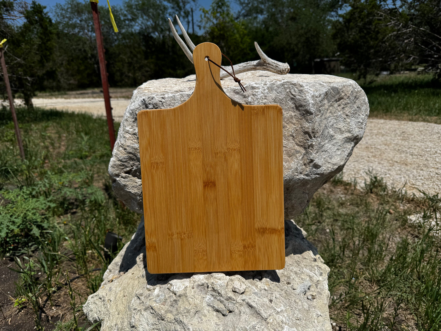 Engraveable Bamboo Charcuterie Board Paddle Style Handle